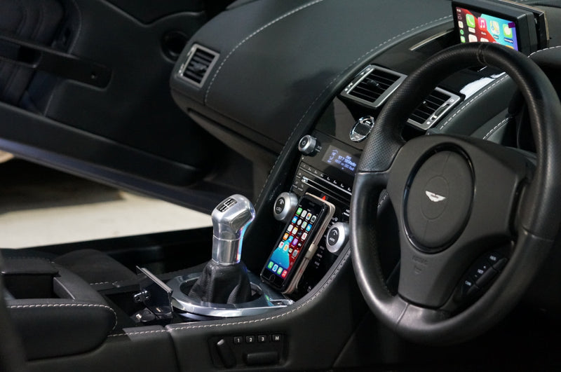 AUTO-iO AI-AMIV2 - Aston Martin AMI v2 radios | Factory screen replacement with Apple CarPlay and Android Auto